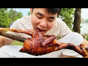 Lifestyle vlog: Whole roasted free-range chicken. Just looking at it makes you hungry.