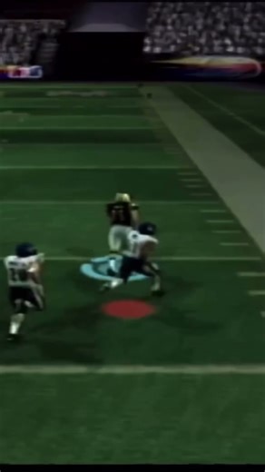 Madden 2008🔥🔥 Long Shot!!👀👀 #fyp #fyp #fyp #football #madden #friends #longpass #gone #inzone