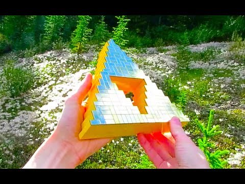 LEGO Triforce - The Legend of Zelda