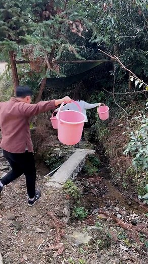 #funny #funnymemes #funnyvideos #funnyshit #funnypictures #funnymeme #kungfu #kungfupanda #kungfukenny #kungfumaster #kungfulife #kungfuyoga #laugh #LAUGHING #laughter #Laughs #laughoutloud #reel #reels #reeltoreel #viral #ViralVideo #viralvideos | KDM 24h | Facebook