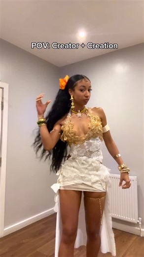 Eloise🌺 on Instagram: "Designer becomes the muse 🥹 Designer = me Model = me 🤍 #fashiondesigner #emergingdesigner #handmadefashion #avantgardefashion #slowfashion #fashioncreator #independentdesigner #wearableart"