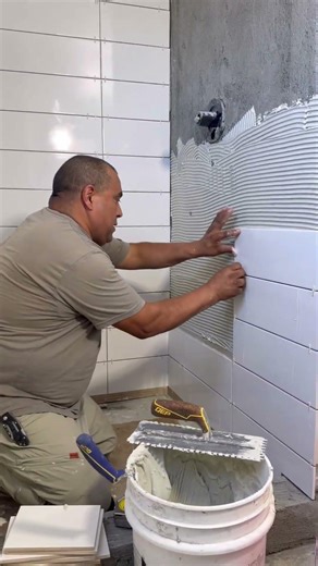 Tile Installation of Bath Shower Pt.2 #tiling #tiler #installation #home #diy #tutorial #parati #fyp