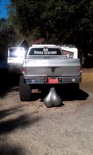World's largest truck nuts