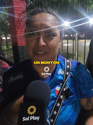 🥹🔴⚫ TOMÁS PAREDES Y SU FAMILIA TRAS LA VICTORIA DE COLÓN: “SOLO NOSOTROS SABEMOS CÓMO LA PELEAMOS” 🧤 En medio de una nota con la familia Paredes luego del triufo de Colón ante Racing de Córdoba, apareció Tomás y se sumó a una linda charla, en la que el arquero de Sabalero remarcó el esfuerzo y “las noches sin comer” para poder llegar a defender el arco del club del cual es hincha y cumplir su sueño. 🗣️ “Nadie sabe lo que pasamos nosotros y solo nosotros cuatro sabemos como la peleamos, hay q