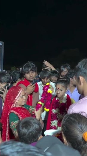 રીયા બા કોલવડા ચામુંડા માતાજી ના ભુવાજી #gujarat #love #facts #comedy #garba #news ##gujarat