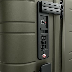 473 reactions · 128 shares | Smart luggage – engineered in Germany. With a 5-year warranty and a 100-day risk-free trial. Let’s Go. Further. | Horizn Studios | Facebook