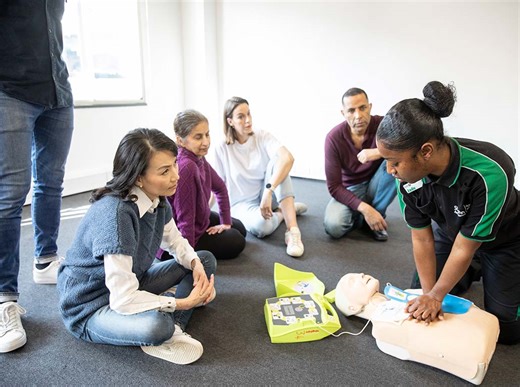 Save lives, protect staff Your guide to workplace defibrillators