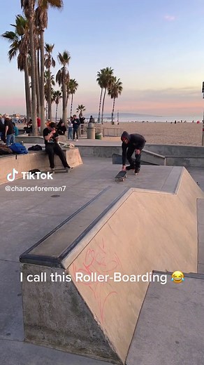 New sport? #rollerblading #rollerblades #skateboarding #skateboard #skateboarder #rollerblader #newsport #inlineskating #aggressiveinline #inlineskating #skate #skatepark #veniceskatepark #losangeles #california #venicebeach #fun
