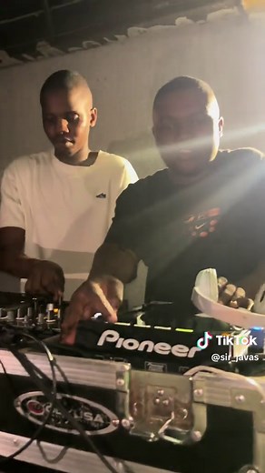 Exploring the Nyakanyaka Set with Sir Javas and Sxovovo