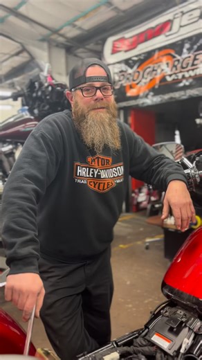 We can’t believe we are at the last installment of Mechanic Monday with our Master Tech, Tim 🥲 Please enjoy this video where we asked him a bunch of this or that questions. Stay tuned to the end to see how he looks at us whenever we show up with a camera and mic 🤣 ⭐️Come see why we’re the fastest growing Harley-Davidson dealership in Connecticut #mechanicmonday #harleydavidson #oldschoolharley #oldschoolharleydavidson #harleydavidsonmotorcycles | Old School Harley-Davidson