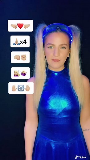 Dance Tutorial: Expressive Hand Movements and Gestures