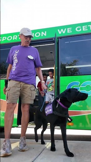 Dogs Inc Puppy Raising Club Go Pasco Bus Outing