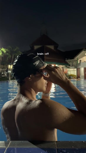 Experience the Thrill of Night Swimming