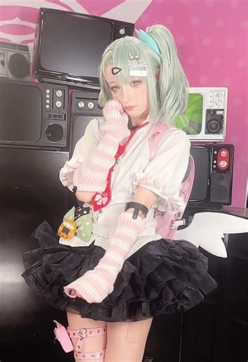 sunna idle animation 💗🪽 #zzzero #angelsofdelusion | idle animation