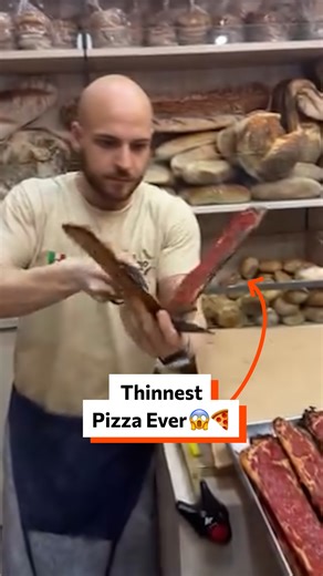 Thinnest pizza ever 😱🍕 | Twisted