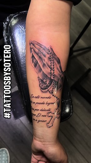 Dios por Delante: Ideas para Tatuajes Religiosos