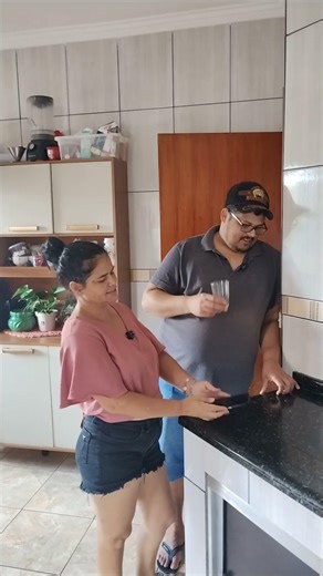 Agora descobri o motivo #humor #trollagens #comedia #comedy #casal #trolllife #memes