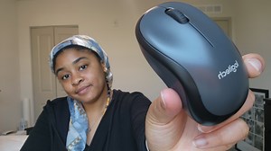 Watch Logitech M220 Silent Wireless Mouse Review on Amazon Live