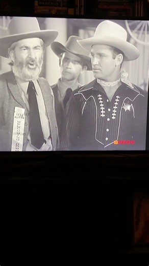 Barton macLane in a 1940 movie Melody Ranch with Gene Autry and Jimmy Durante