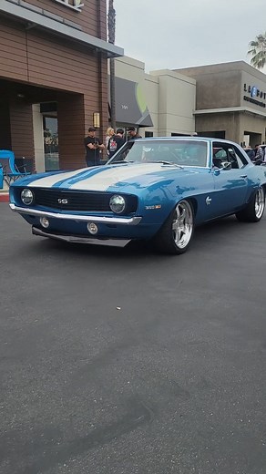2.5K views · 546 reactions | This blue and white 69 SS Camaro is looking fine @qruisinpch but man this thing also has some serious chop. This ain't your stock 350 that's for sure. One of the finest car designs right out of the factory in the 60s. #camaro #sscamaro #chevycamaro #rscamaro #bigblock #musclecar #musclecarmadness #musclecarmadness #hotrod #classicsfeature #classiccars #classiccarsdaily #restomod #chevyperformance #streetmachine | So Cal Classic Car Storage | Facebook