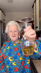 31K views · 29K reactions | Preparar la cena juntos se ha convertido en nuestro momento favorito del día  Con @oldelpasoes , cocinar en familia es fácil, divertido y, sobre todo, ¡delicioso! Nada como compartir risas, sabores y tiempo de calidad alrededor de la mesa. | Jordi romo | Facebook