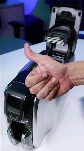 Aprenda agora mesmo como trocar o Ribbon da Impressora de Cartão ZC300 da Zebra