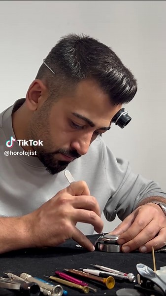 Seiko 5 Watch Repair Guide and Tips