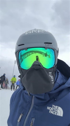 Trying the Stratus Balaclava on hill today. Works great at keeping the fog out #stratus #skiing
