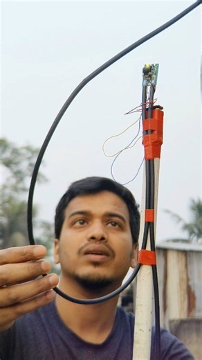 RF Signal Booster Explained | AM & FM Amplifier Using Transistor In this video, I explain a single-transistor RF amplifier circuit that many people call a signal booster. But what type of signal does it really boost? AM or FM? And how does inductor value change everything? This video is made for learning and electronics education. 🔧 About the Circuit This is a Class-A, Common-Emitter RF Voltage Amplifier used as a radio frequency pre-amplifier. ✔ Works as AM RF amplifier ✔ Works as FM RF amplif