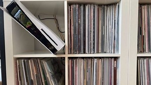 PlayStation 5 ve Xbox Series X, IKEA'da "boy göstermeye" başladı