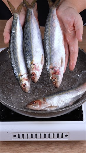 After this genius idea, I've never prepared fish any other way again! | That Recipe