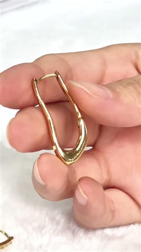 Sleek Polished Gold-Plated Hoop Earrings🌈Fashion Jewelry#jewellery #earrings #fashion #hoops #craft