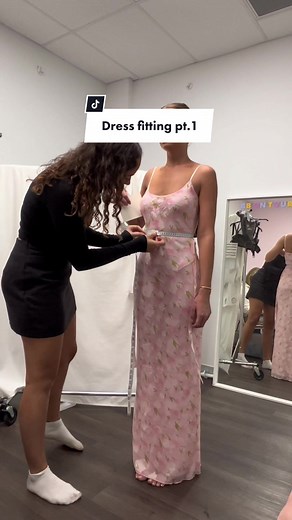 Come along as we fit a stunning new maxi! What do you think? Part 2 coming soon! 💘