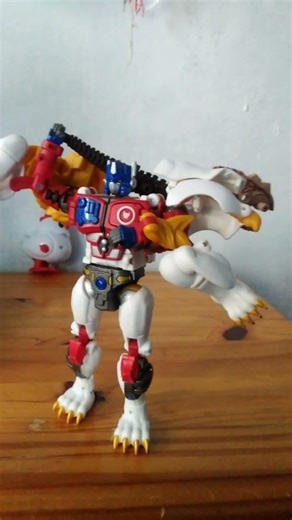 Kingdom Paleotrex toy photography featuring Lion convoy