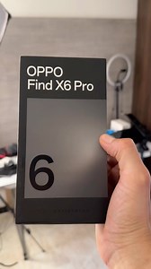 Me llegó uno de los celulares más top del mercado: El OPPO Find X6 Pro. 🚀 Tiene las siguientes especificaciones: • Pantalla: 6,83” resolución Quad HD LTPO3 AMOLED, 120Hz, Dolby Vision, HDR10 , Hasta 2.500 nits de brillo • Procesador Snapdragon 8 Gen 2 • 16 GB de memoria RAM 8 GB virtuales • Cámaras de 50 MP con estabilización optica y sensor de 1 pulgada • Cámara selfie de 32 MP • Cámaras principales en colaboración con Hasselblad y con el chip MariSilicon de OPPO. • Batería de 5000 mAh • Carga