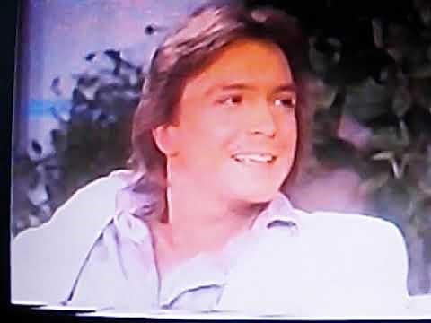 Nancy York David Cassidy on Dinah Shore Show. Oct. 29, 1978