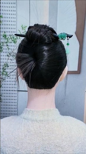 Elegant Hair Bun Tutorial | Modern Classic Updo ✨