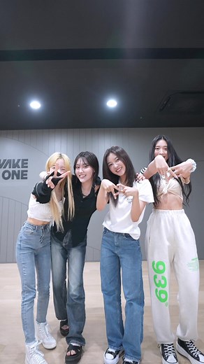🎧케플러 채현, 다연 선배님과 두비두비둡둡~🎧 찐친 만나 신난 토끼들이야 뭐야🐰🐿😻 @Kep1er #케플러 #Kep1er #김채현 #김다연 #CHAEHYUN #DAYEON #ARTBEAT #DUBIDUBI #두비두비 #아트비트 #하은 #세영 #haeun #seyoung