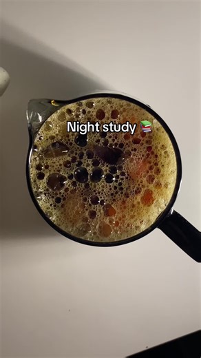 Night studyyy📚 #explore #foryou #studytok #BookTok #studywithme #study