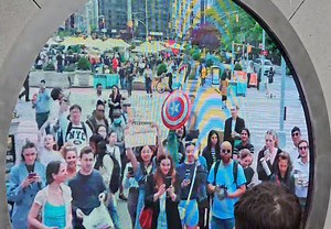 1M views · 7.7K reactions | Dublin New York Portal Report: Day two without major issue —just a solid crowd forming at the portal on both sides, with the Garda keeping an eye out  #ireland #portal #newyork #Dublin #usa | In Ireland | Facebook