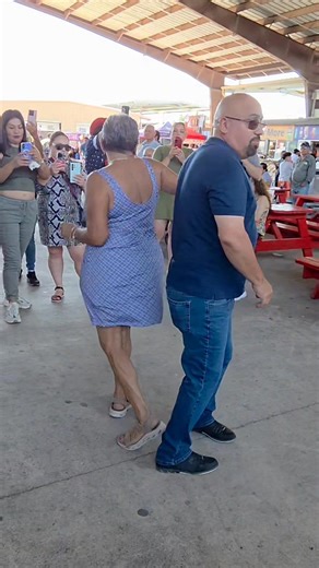 1M views · 27K reactions | Adriana Patino on Reels | Facebook