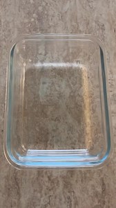 Simple Ham Hash - Save Recipe Below 👇 I made this one pretty high protein (52g) so it’s good for fitness enthusiasts chasing a daily protein target, or anyone lose weight. If using for weight loss go heavy with the ham like my recipe below. If you don’t need to lose weight add more potato and use less ham. Yum 🤤 Nutrition - 500 kcal (52P, 25C, 22F) 100g potato (grated) 120g ham trimmings (or sliced) 3 medium eggs (free range) 100ml milk (2%) 10g parsley 10g Parmesan Method - 1. Turn the oven o