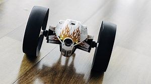 Parrot Minidrones Emphasise Fun and Affordability