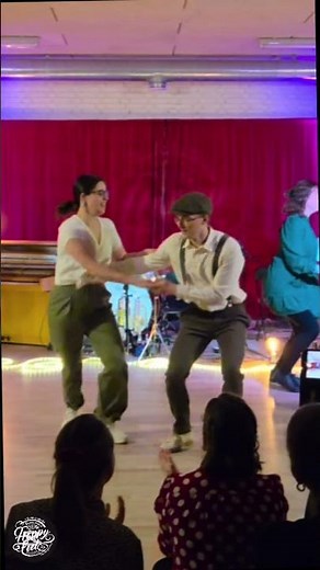 Lindy Hop show class performance at our Friday Party — which classic routines can you recognize? 👀