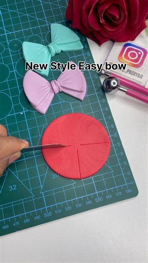How To Make Fondant New Style Bow With Easy more Easy tricks Chef Bablu Padiyar #fondant #fondantbow #bowtutorial #fondantbowtutorial #bakerylife #fondanttoppers #bow | Chef Bablu Padiyar