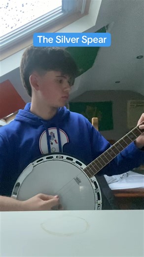 Discover The Silver Spear: A Traditional Irish Banjo Tune