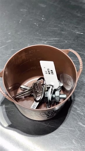 ELEMENTSEDEN ™ on Instagram: "Industrial Hardware, Repurposed. ✺ 🔩🔗 ELEMENTSEDEN General Bolt Keyring : THB 420｜unit condition : New ✺ 🔩🔗 TUBTRUGS ｜ FLEXIBLE : THB 250｜unit condition : Display ｜ Excellent ｜ Well-kept ✺ The Shipping Costs vary based on the Model, Weight, Size, Quantity, and Destination Country. ✺ Taxes and Customs Charges Depend on the Customs in each Country. ✺ Contact Information 📧 Email: elementseden@gmail.com 📩 Line Official: @elementseden ( use “ @ “ in front of the na