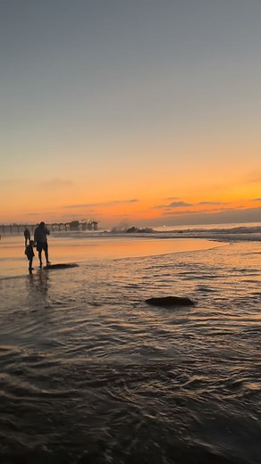 1.6K views · 2.2K reactions |  La Jolla just turned into a real-life tide-pool playground. Last night’s King Tide exposed reefs, rocks, and wild ocean views at sunset and everyone RAN to see it.   @gregduchon #KingTide #LaJollaShores | The Best of San Diego | Facebook