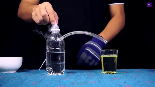 6 AMAZING SCIENCE EXPERIMENTS _ SMOKE EXPERIMENTS