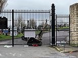 Dramatic moment bomb disposal robots drive into Derry City Cemetery